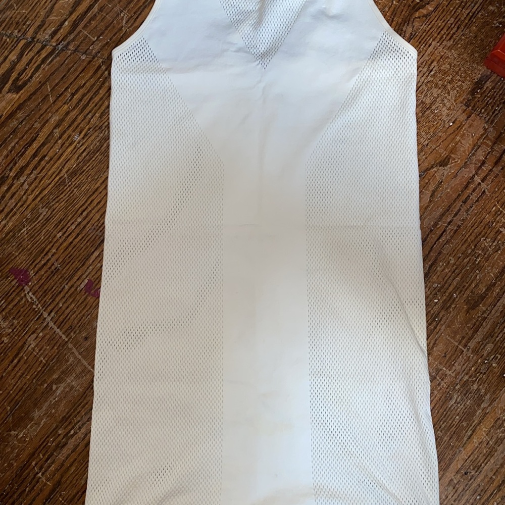 Yitty Dress - Picture 2 of 3